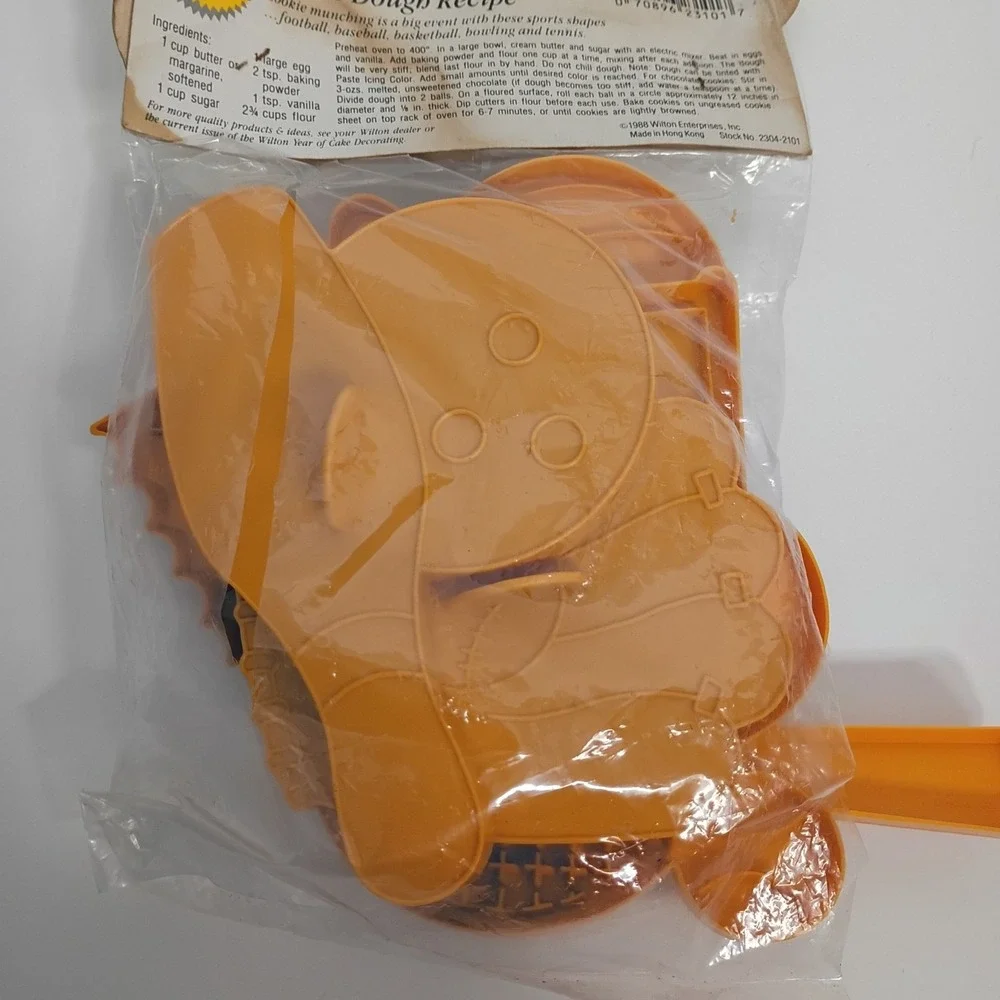 Wilton sports cookie